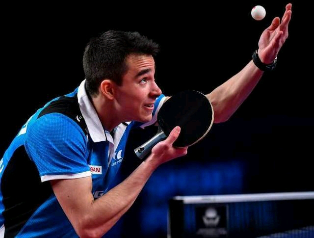 湖人双线出 湖人双线出