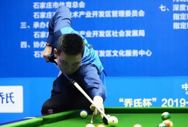 与半空间接 与半空间接